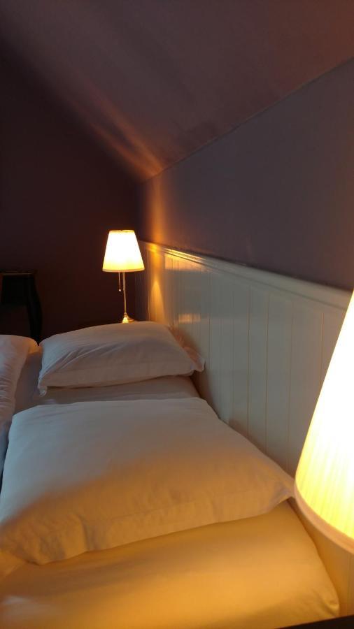 Bonbon Chambre D'Hotes Saint-Julien-de-Lampon エクステリア 写真