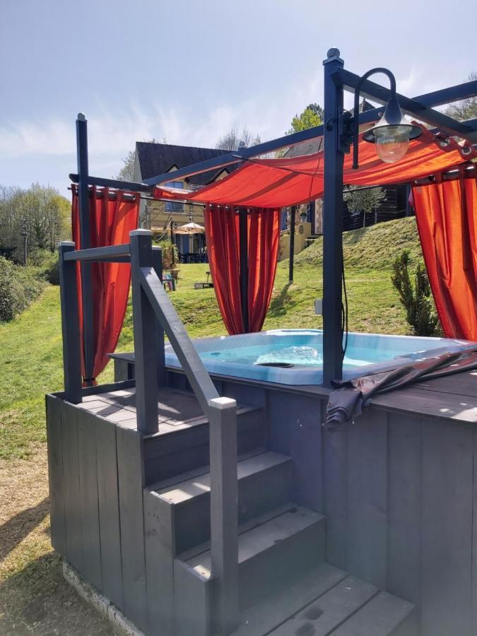 Bonbon Chambre D'Hotes Saint-Julien-de-Lampon エクステリア 写真