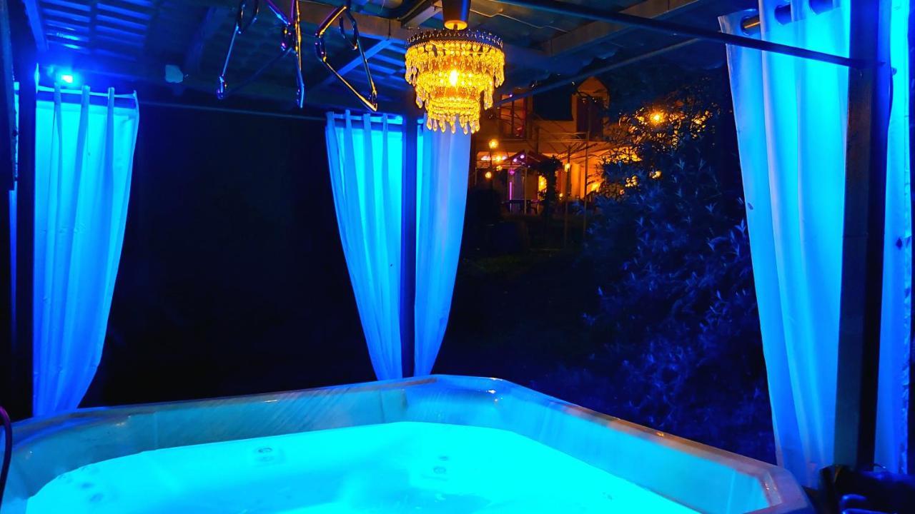 Bonbon Chambre D'Hotes Saint-Julien-de-Lampon エクステリア 写真